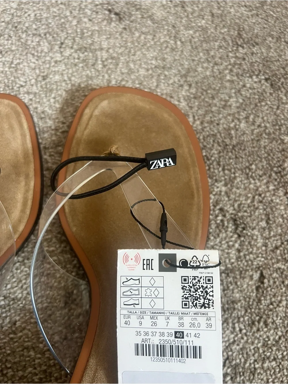 ZARA VINYL BLOCK HEEL SANDALS - Light beige